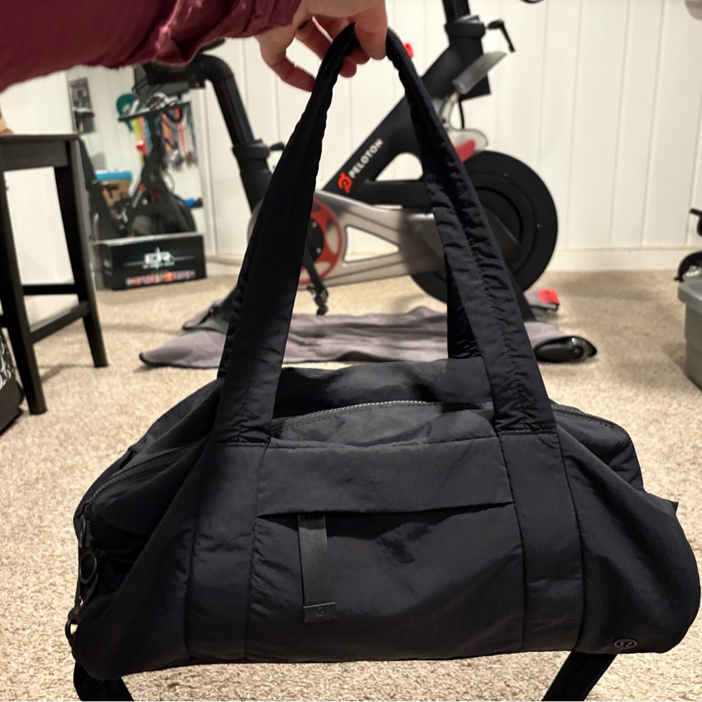 Lululemon Athletica Black Duffel Bag Sleek Durable Design